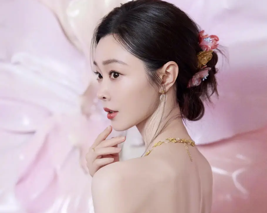 湖北美女艳丽去世,年仅31岁长得漂亮,去年刚结婚,遗书惹泪目